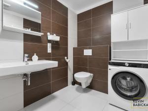 Prodej bytu 4+kk, Holubice, 102 m2