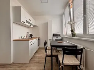 Prodej bytu 1+1, Uherský Brod, nám. 1. máje, 29 m2