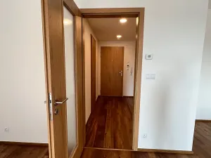 Pronájem bytu 2+kk, Praha - Třebonice, Do zahrádek I, 67 m2