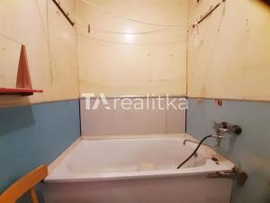 Prodej bytu 2+1, Karviná, Božkova, 56 m2