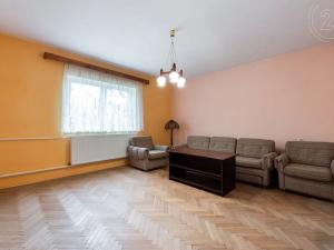 Prodej rodinného domu, Podolanka, 147 m2