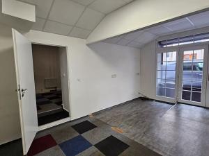 Pronájem kanceláře, Praha - Dejvice, Velflíkova, 120 m2
