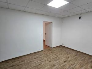 Pronájem kanceláře, Praha - Dejvice, Velflíkova, 120 m2
