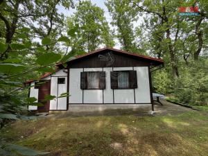 Prodej chaty, Káraný, 54 m2