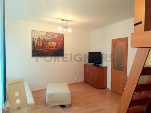 Pronájem bytu 1+kk, Praha - Záběhlice, Ve slatinách, 34 m2