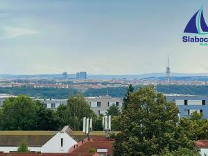 Pronájem bytu 3+1, Praha - Prosek, Veltruská, 61 m2