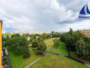 Pronájem bytu 3+1, Praha - Prosek, Veltruská, 61 m2