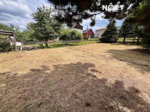 Prodej pozemku pro bydlení, Tlučná, 332 m2