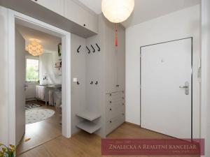 Prodej bytu 3+kk, Ořech, Karlštejnská, 87 m2