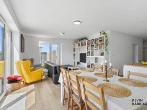 Prodej bytu 4+kk, Holubice, 102 m2