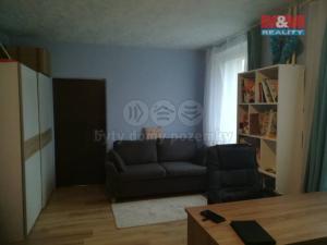 Prodej bytu 4+1, Čestice, 89 m2