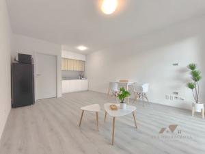 Pronájem bytu 1+kk, Zlín, Pod Hradem II, 27 m2