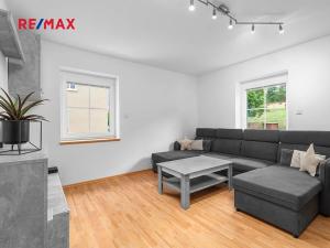 Prodej bytu 3+1, Holýšov, Ruská, 56 m2