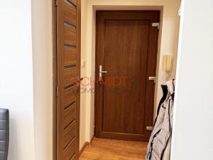 Prodej obchodního prostoru, Hustopeče, Dukelské nám., 185 m2