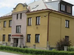Dražba bytu 1+1, Opatovice nad Labem, Hradecká, 58 m2