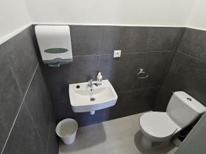 Pronájem kanceláře, Králův Dvůr, Plzeňská