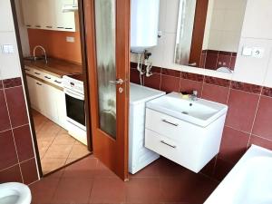 Prodej bytu 2+kk, Trutnov, Královecká, 55 m2