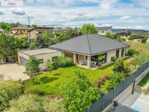 Prodej rodinného domu, Králův Dvůr - Křižatky, Na Vinohradech, 136 m2