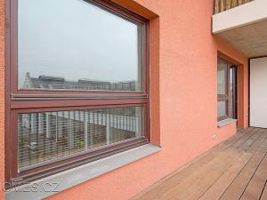 Pronájem bytu 2+kk, Praha - Holešovice, U Uranie, 70 m2