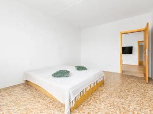 Prodej bytu 3+1, České Budějovice, N. Frýda, 77 m2