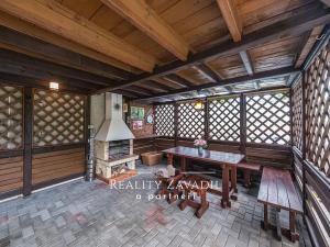 Prodej rodinného domu, Chvaletice, Budovatelů, 350 m2