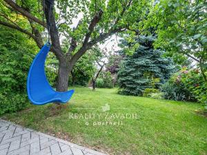 Prodej rodinného domu, Chvaletice, Budovatelů, 350 m2