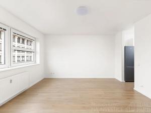 Pronájem bytu 1+kk, Praha - Nusle, Kloboučnická, 33 m2