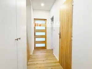 Pronájem bytu 2+1, Židlochovice, náměstí Míru, 56 m2