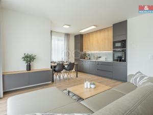 Prodej bytu 3+kk, Kladno - Dubí, Ke křížku, 87 m2