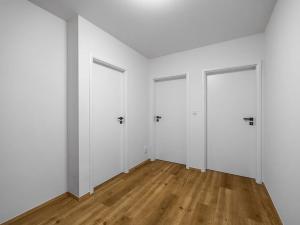 Prodej bytu 3+kk, Praha - Kamýk, Zárubova, 60 m2