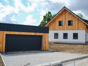 Prodej rodinného domu, Nové Hutě, 260 m2