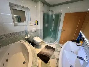 Prodej rodinného domu, Jaroměřice nad Rokytnou, 220 m2