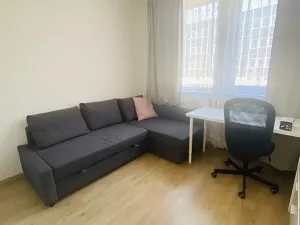 Pronájem bytu 1+kk, Praha - Jinonice, Peroutkova, 18 m2