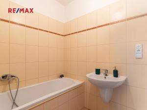 Prodej bytu 3+kk, Jesenice, Mezi Domy, 84 m2