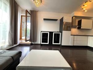 Prodej bytu 2+kk, Praha - Hrdlořezy, Nad Smetankou, 55 m2