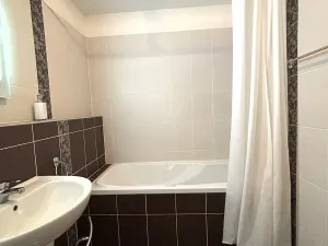 Prodej bytu 2+kk, Praha - Hrdlořezy, Nad Smetankou, 55 m2