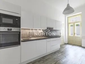 Prodej bytu 3+1, Praha - Staré Město, U staré školy, 112 m2