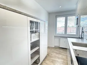 Prodej bytu 3+1, Kladno, Jarosl. Kociána, 56 m2