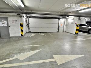 Pronájem garážového stání, Praha - Vokovice, Irská, 11 m2