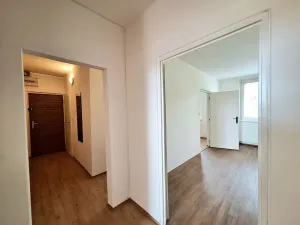 Pronájem bytu 2+1, Brno, Kamínky, 65 m2