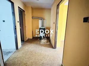 Prodej rodinného domu, Vlkaneč, 244 m2