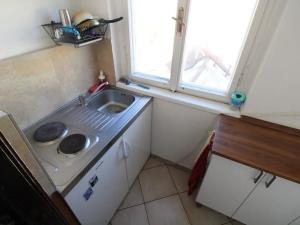 Pronájem bytu 3+1, Praha - Nové Město, Kateřinská, 80 m2