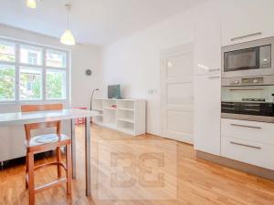 Pronájem bytu 2+kk, Praha - Košíře, Pod Kavalírkou, 55 m2