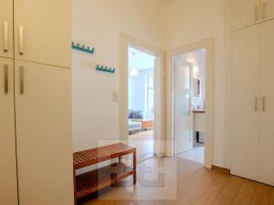 Pronájem bytu 2+kk, Praha - Košíře, Pod Kavalírkou, 55 m2