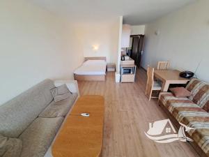 Prodej bytu 1+kk, Pomorie, Bulharsko, 43 m2