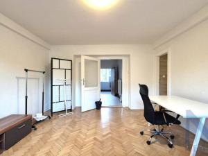 Pronájem bytu 3+kk, Praha - Libeň, V Holešovičkách, 75 m2