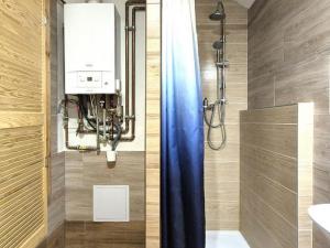Pronájem bytu 3+kk, Praha - Libeň, V Holešovičkách, 75 m2