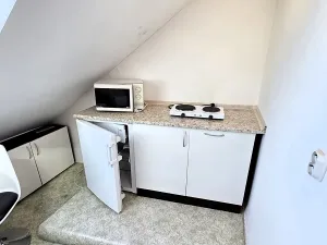 Pronájem bytu 3+kk, Praha - Hrdlořezy, Hrdlořezská, 85 m2