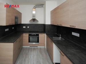 Pronájem bytu 2+kk, Velký Osek, U hřiště, 58 m2