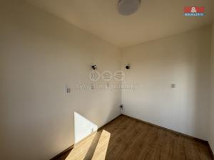 Prodej bytu 2+1, Opava - Předměstí, Otická, 42 m2